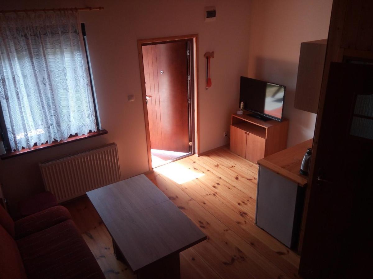 Apartamenty Pod Lipa Lukecin Exterior photo