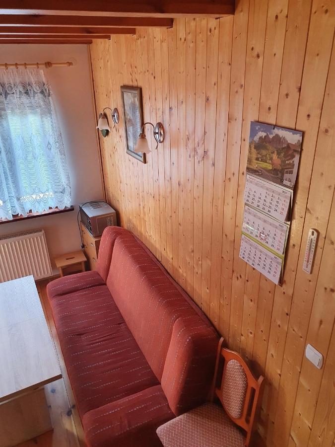 Apartamenty Pod Lipa Lukecin Exterior photo